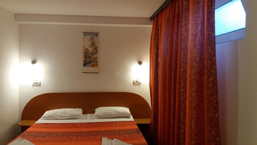 Hotel Marynero Năvodari Zewnętrze zdjęcie